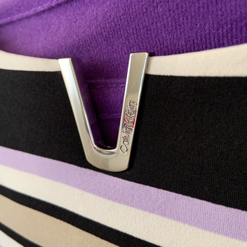 Calvin Klein top - Picture 2 of 5